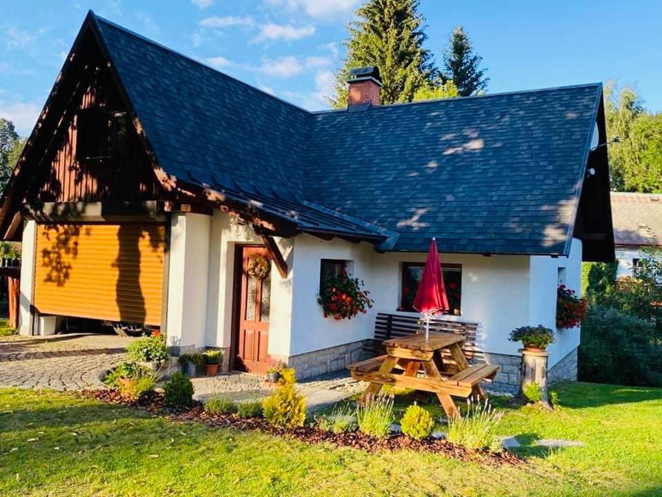 Apartmany U Dostalu Bedřichov Exteriör bild